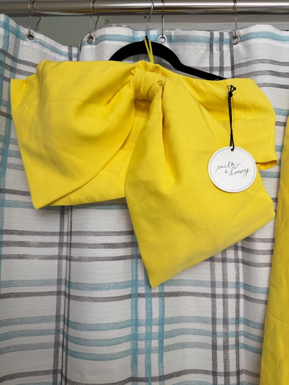 Sunshine Yellow Wide-Leg Jumpsuit with Bow Accent - Picture 2 of 6